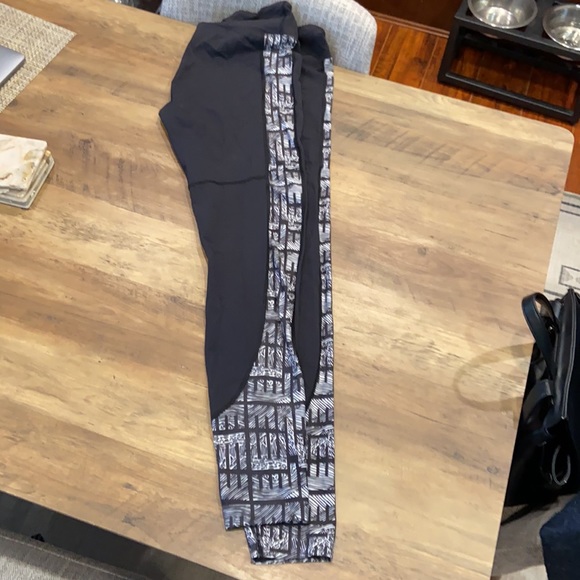 Lululemon Lab Limited Edition Leggings - Picture 3 of 5